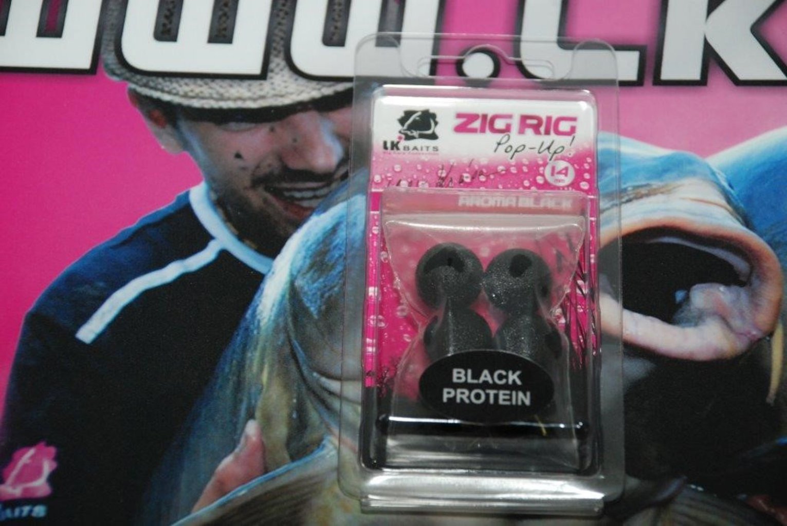 LK Baits ZIG RIG Pop–Up 14 mm – Black Protein