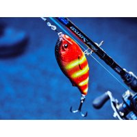 Lucky John wobler BBS Arrow Jerk 15S barva 032
